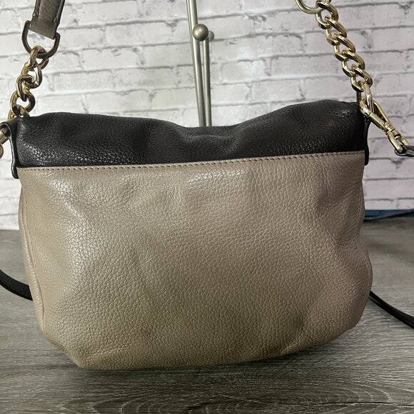 Michael Kors Fold Over Flap 2 Way Carry Messenger Crossbody - Picture 4 of 9